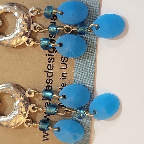 1969- Beads Handmade Women's Earrings Blue Color NWT - Picture 4 of 4